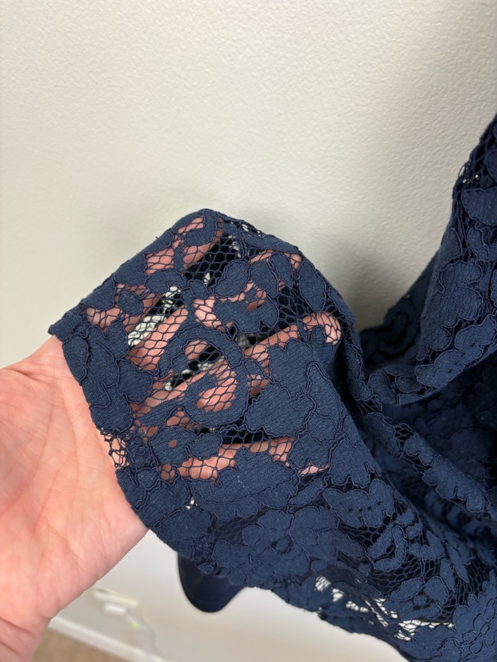 NWT Astr Navy Lace Mini Dress Thin Straps size Large Bachelorette Date Night - Picture 5 of 14